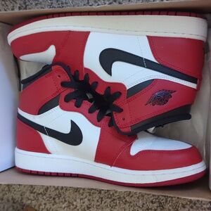 Retro Air Jordan 1 Red Black White Boys 5.5